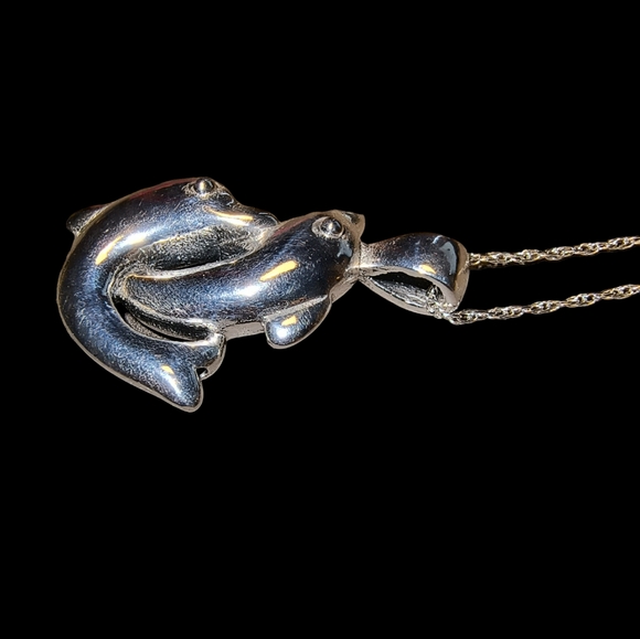 Sterling Silver 925 Dolphin Necklace Beach/Ocean/Seaside/Resort - Picture 4 of 11